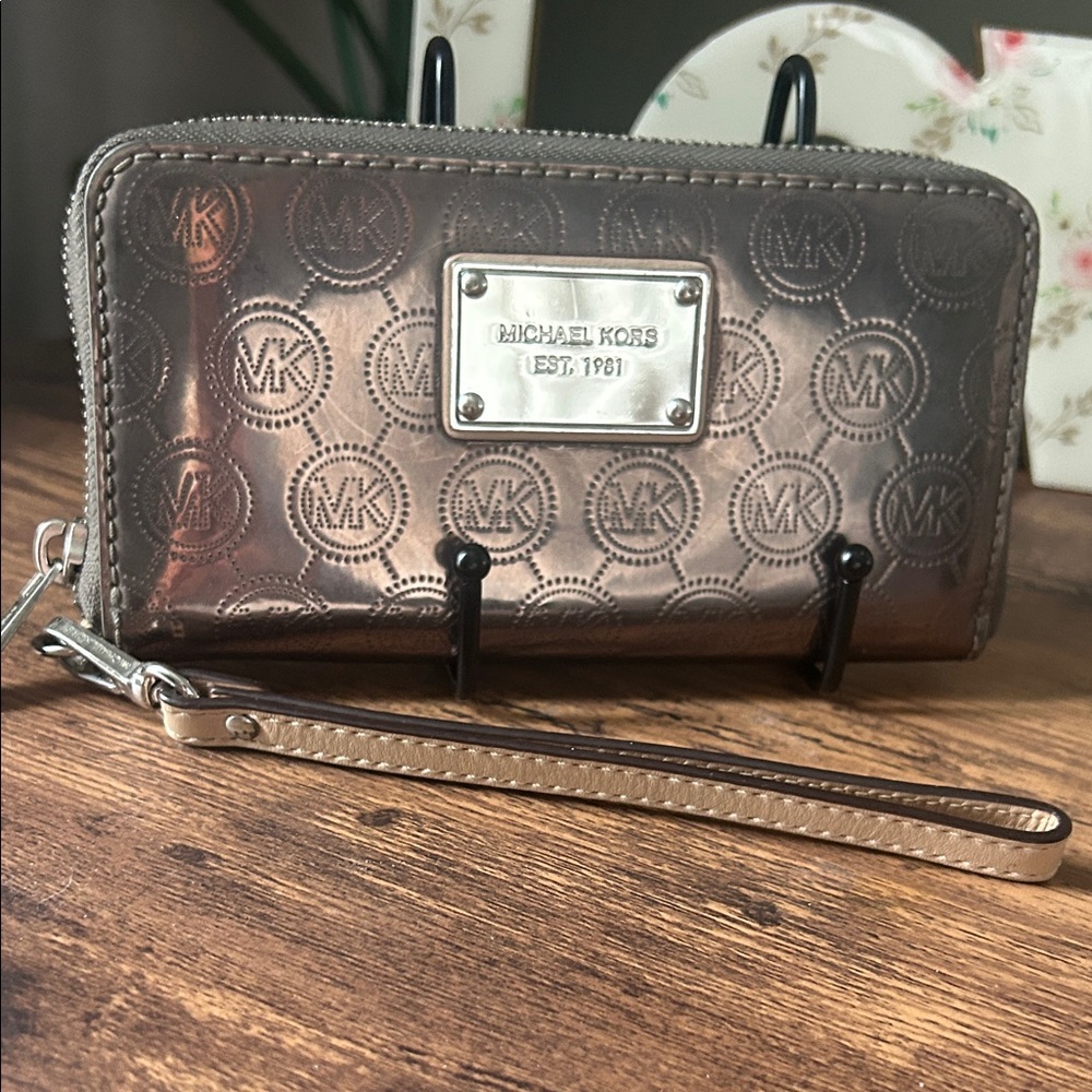 Michael Kors Bronze Logo Wristlet EUC